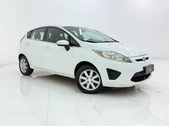 FORD FIESTA 1.6 SE HATCH 16V FLEX 4P MANUAL FORD FIESTA 1.6 SE HATCH 16V FLEX 4P MANUAL